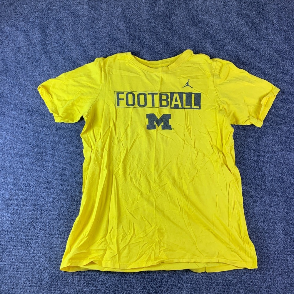 Nike Michigan Wolverines Football NCAA Tee Shirt Men XL Yellow Logo Athletic Cut